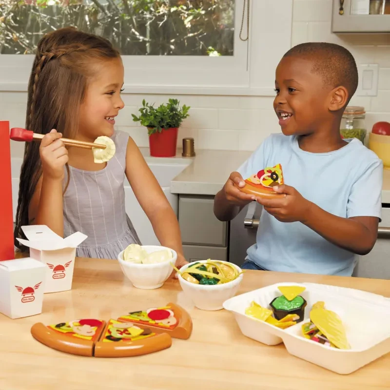 little-tikes-first-food-delivery-zestaw-jedzenia-na-wynos-659874 (3).jpg