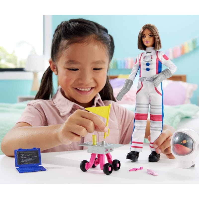 astronautka-zestaw-akcesoria-dodatki-kask-mattel-lalka.jpg