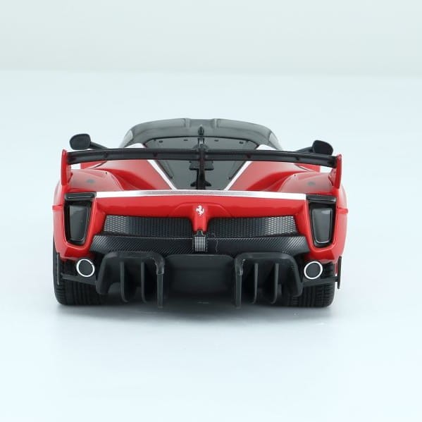 ferrari-fxx-autko-sterowane-rc-pilot-box-malik.jpg