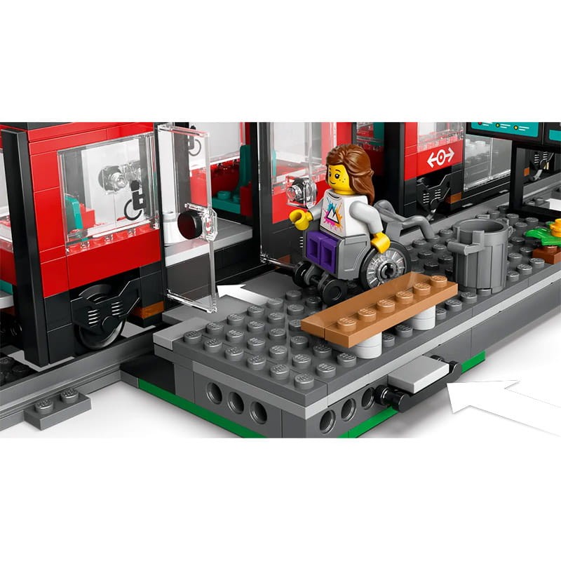 lego-city-tramwaj-miejski-klocki-dodatki-zestaw.jpg