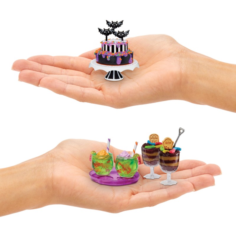 531111C3-MGAs-Miniverse-Make-It-Mini-Diner-Halloween-Licensed-Theme-in-PDQ.jpg