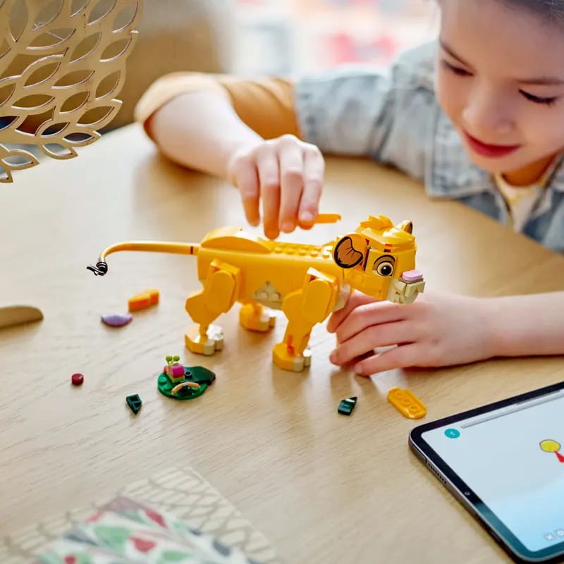 lego-krol-lew-klocki-zestaw-mlody-simba.jpg