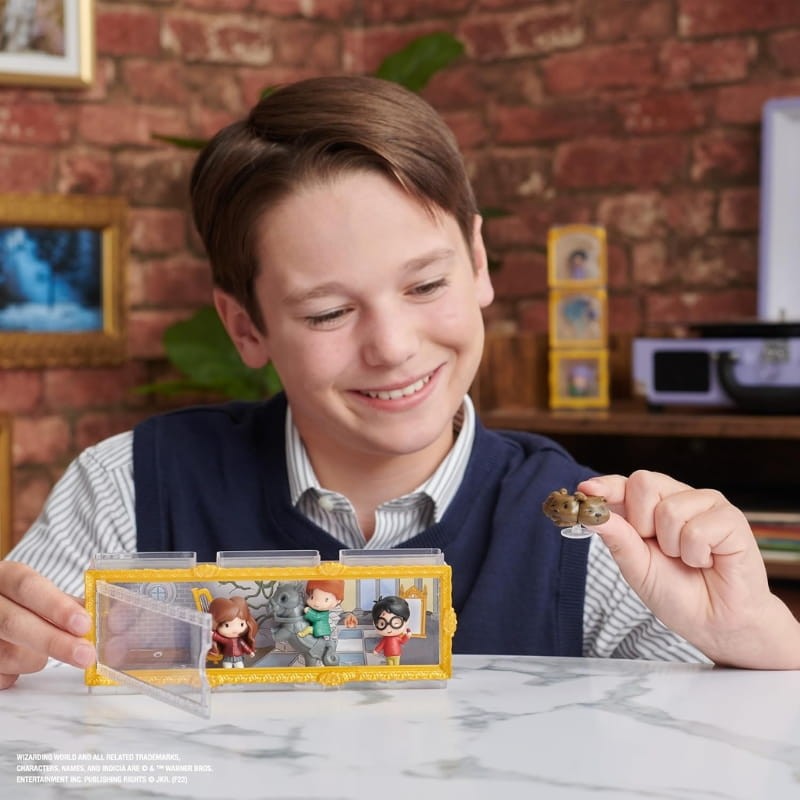 harry-potter-wizarding-world-zestaw-figurek-3-szt-micro-magical-moments.jpg