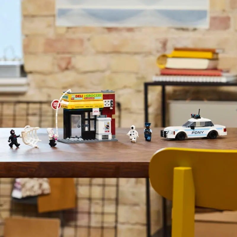 multiwersum-miles-morales-klocki-lego-spiderman-2.jpg