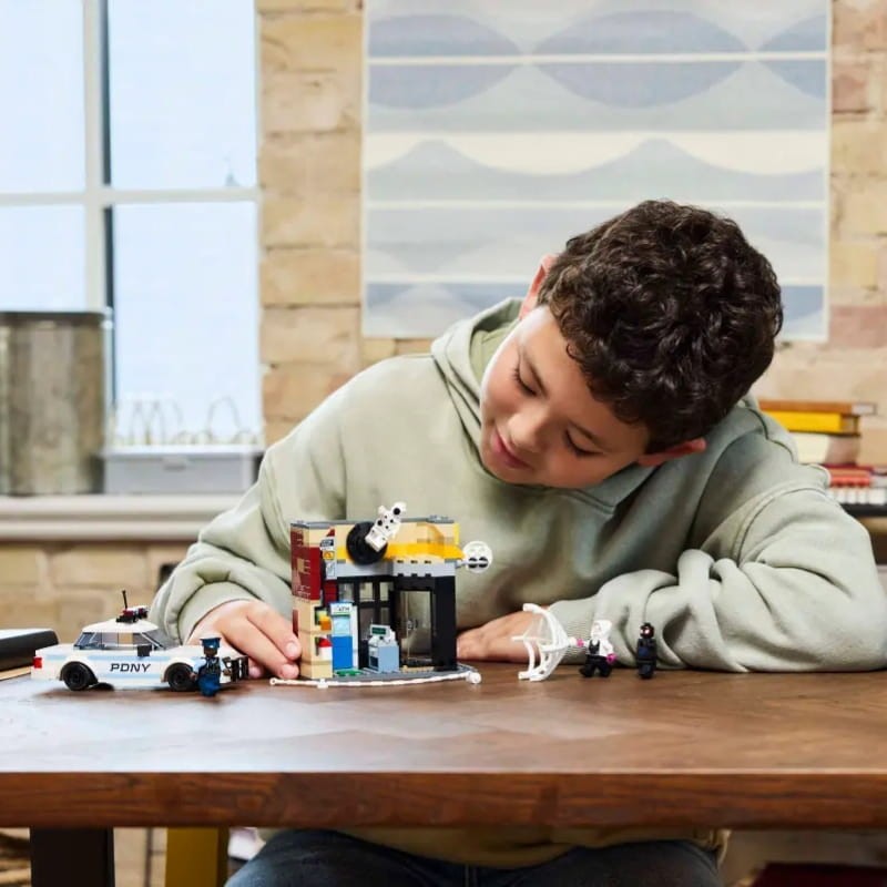 multiwersum-miles-morales-klocki-lego-spiderman-3.jpg