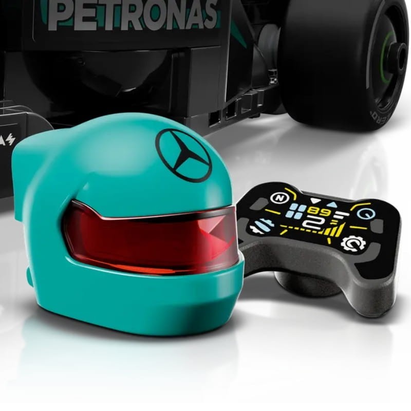 lego-bolid-f1-mercedes-klocki-6.jpg