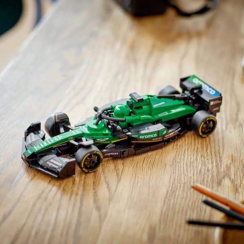 bolid-f1-klocki-aston-martin-zestaw-7.jpg