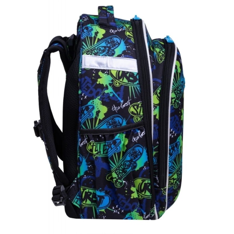 plecak-szkolny-coolpack-kieszenie-chlopiecy-deskorolka-skate-bok.jpg