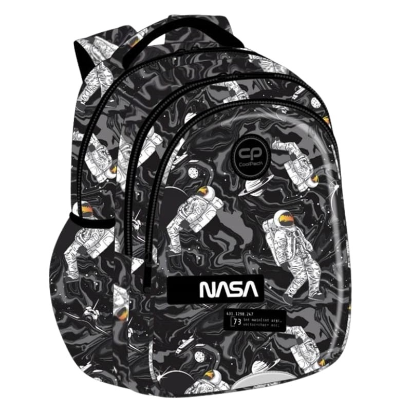 plecak-szkolny-coolpack-czarny-kieszenie-chlopiecy-nasa-astronauta-kosmos-przod.jpg