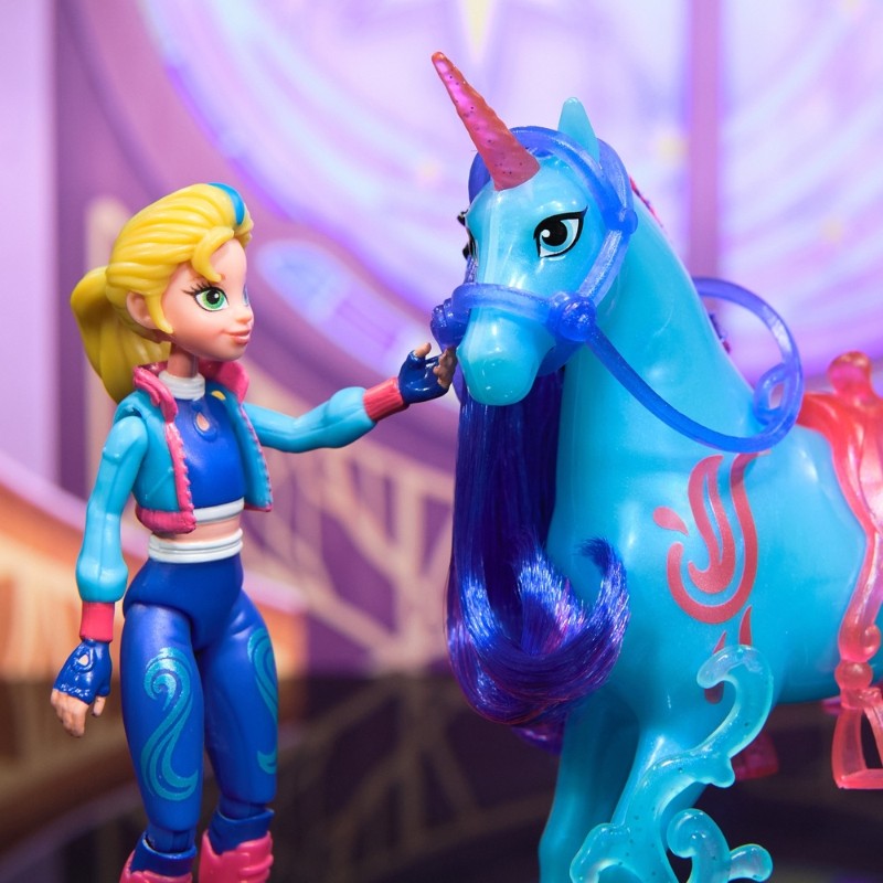 unicorn-academy-akademia-jednorozcow-river-isabel-lalka-figurka (5).jpg