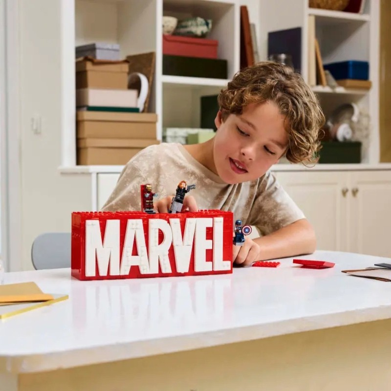 klocki-lego-disney-star-wars-gwiezdne-wojny-logo-marvel-figurki-superbohaterowie (3).jpg