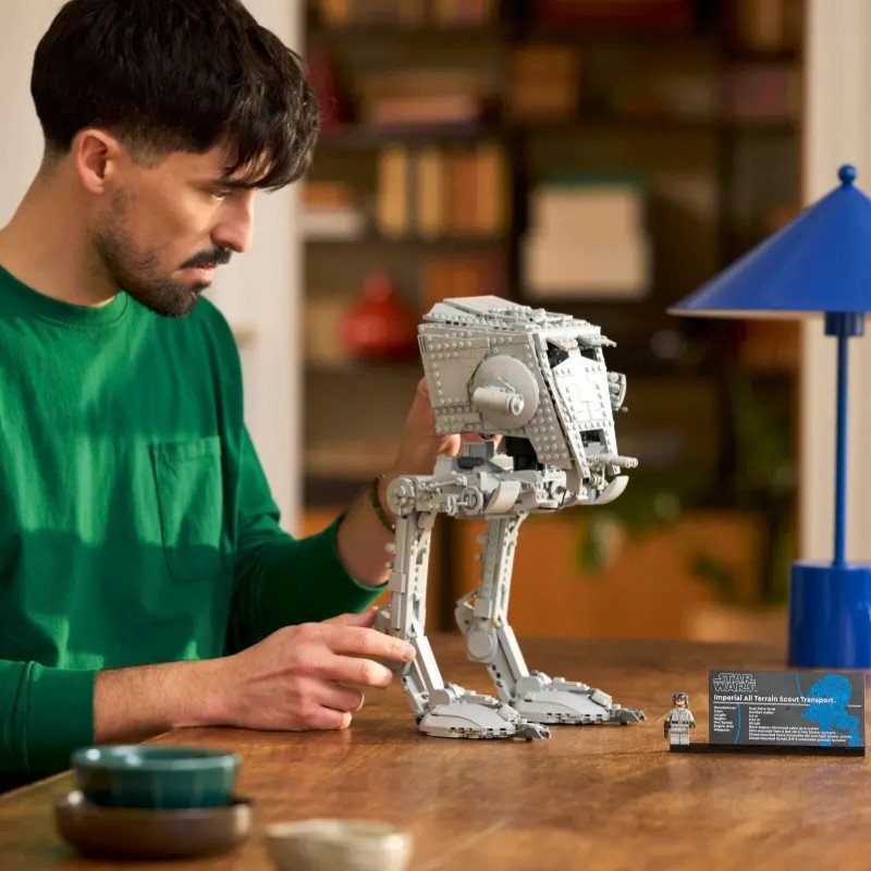 klocki-lego-disney-star-wars-gwiezdne-wojny-robot-Maszyna-krocząca-AT-ST (3).jpg