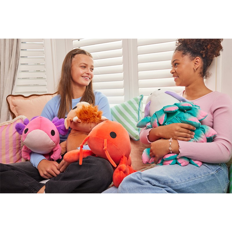 14903_HUG A LUMPS_MEDIUM_S2_LIFESTYLE_02 A_800.jpg