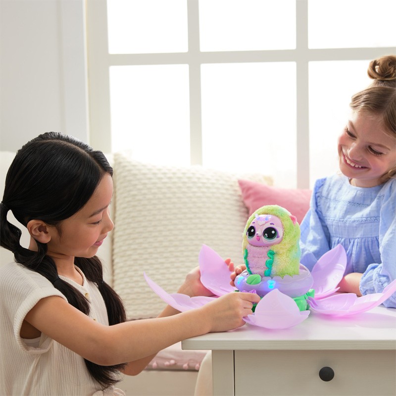 SPIN-MASTER-Hatchimals-Bloomables-Szczeniaczek-6073019-1-figurka-4_800.jpg