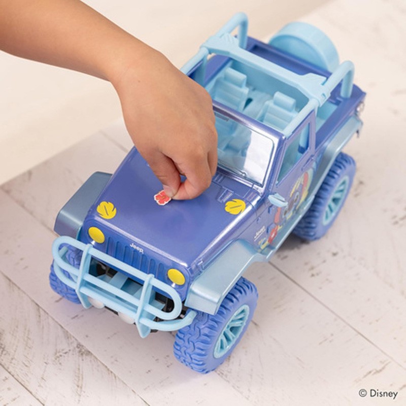 pol_pm_Disney-Stitch-Zdalnie-Sterowany-pojazd-Jeep-Wrangler-RC-40183_8_800.jpg