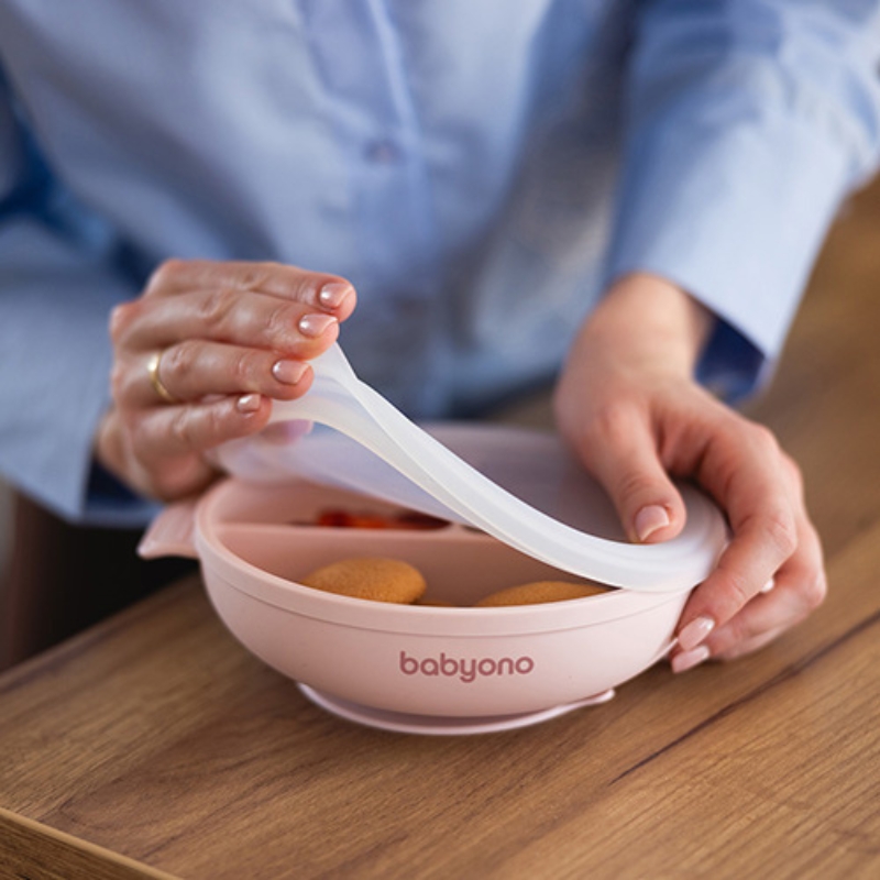babyono-Silikonowy-talerz-z-przyssawką-przykrywką-rozowy (5).jpg