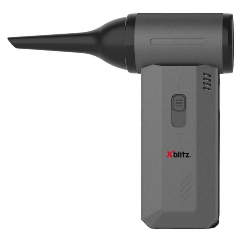Suflantă/O aspirator electric pentru mașină
