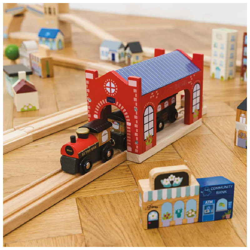 Set lemn Le Toy Van Mare Pista pentru copii Jucărie Mare Tren Locomotivă Șine Accesorii 120 piese